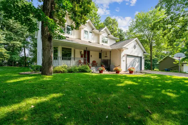 19402 Carson Circle Nw, Elk River, MN 55330