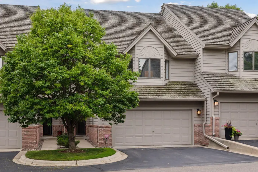 7406 Cahill Road, Edina, MN 55439 - Image #2