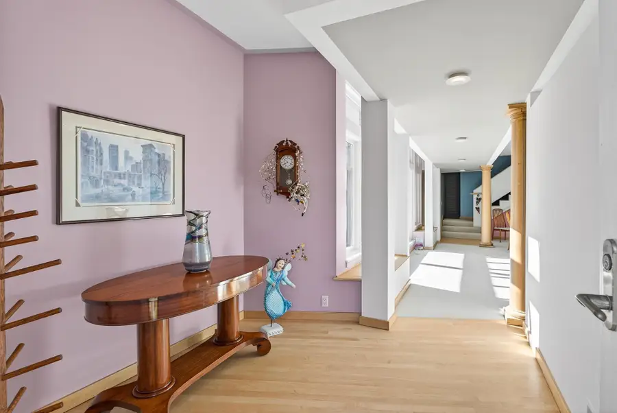 555 Montcalm Place, Saint Paul, MN 55116 - Image #3