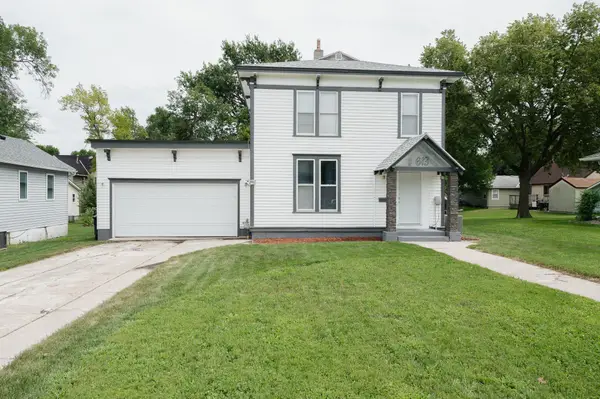 613 S Galbraith Street, Blue Earth, MN 56013