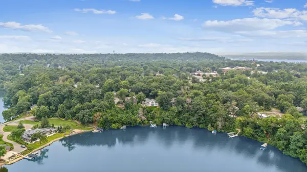 621 Mallalieu Drive, Hudson, WI 54016