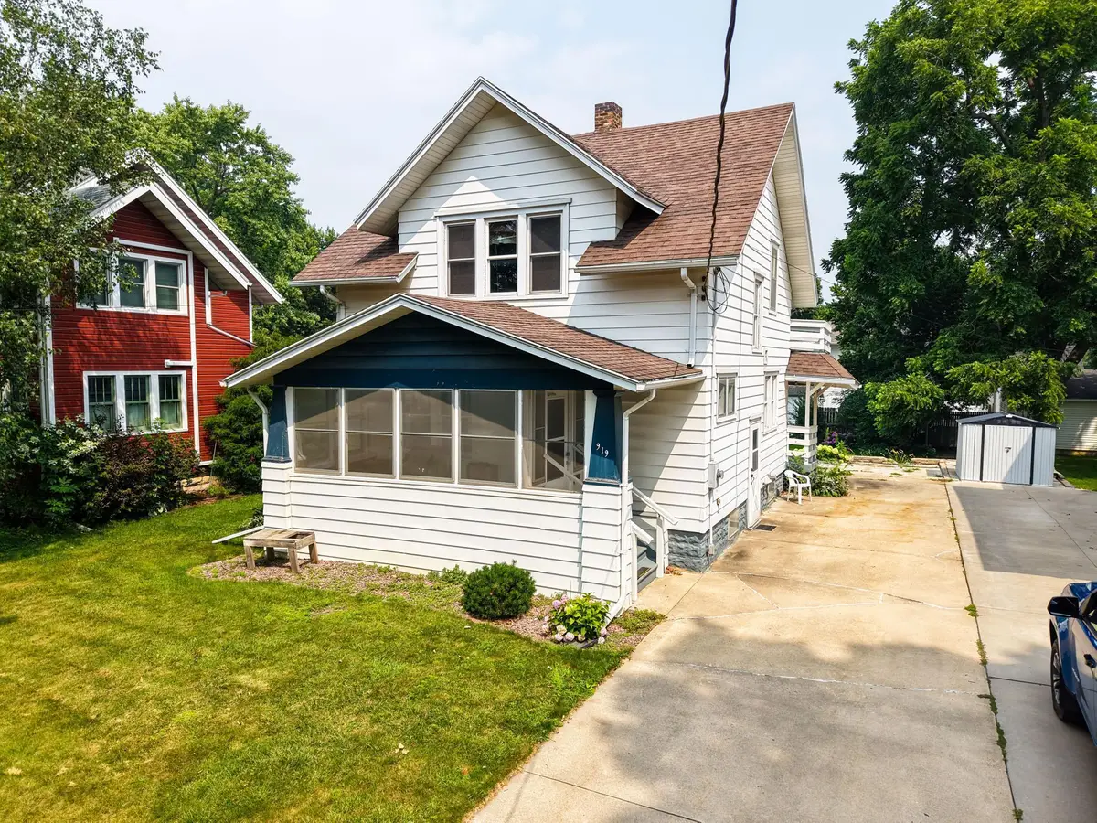 919 1st Street Nw, Rochester, MN 55901 - Image #1