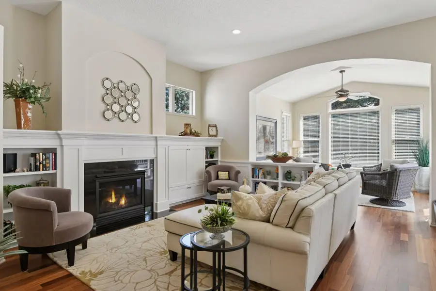 3834 Linden Drive E, Medina, MN 55340 - #2