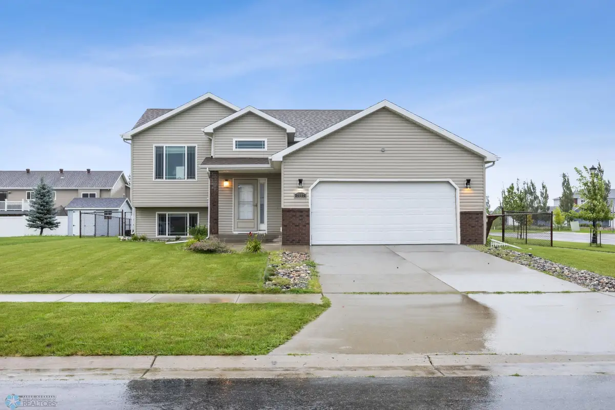 2812 Umber Court S, Fargo, ND 58104 - Image #1