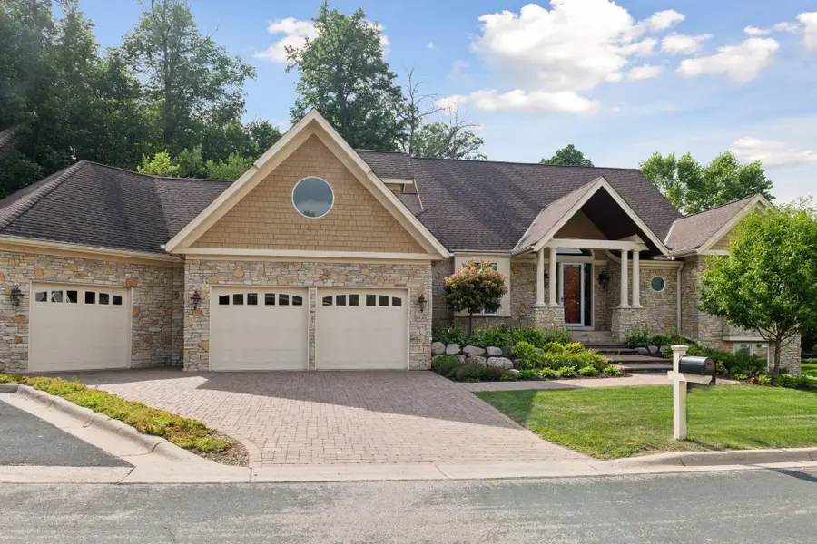 8950 Mariabo Circle, Bloomington, MN 55438 - Image #2