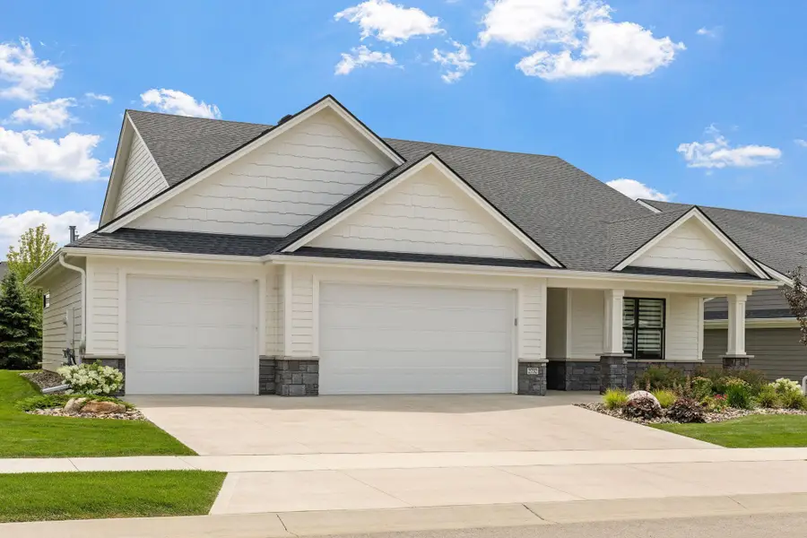 2732 Bentley Drive Sw, Rochester, MN 55902 - Image #3