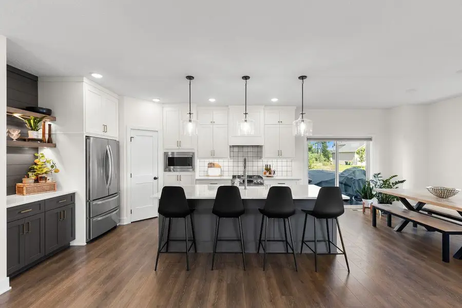 1130 Griffin Avenue, Mahtomedi, MN 55115 - Image #3