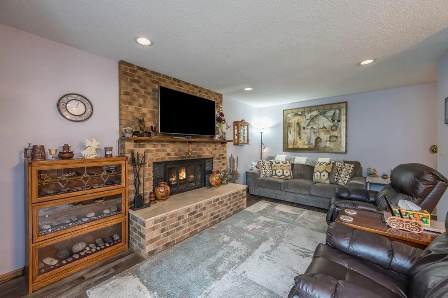 412 Linda Street, Jackson, MN 56143 - #3