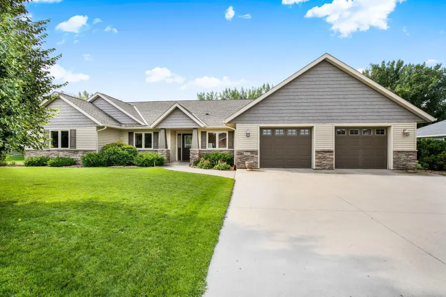 217 7th Avenue Ne, Clara City, MN 56222 - Image #2