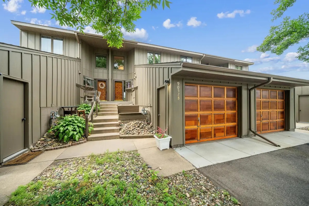 9052 Neill Lake Road #B, Eden Prairie, MN 55347 - Image #1