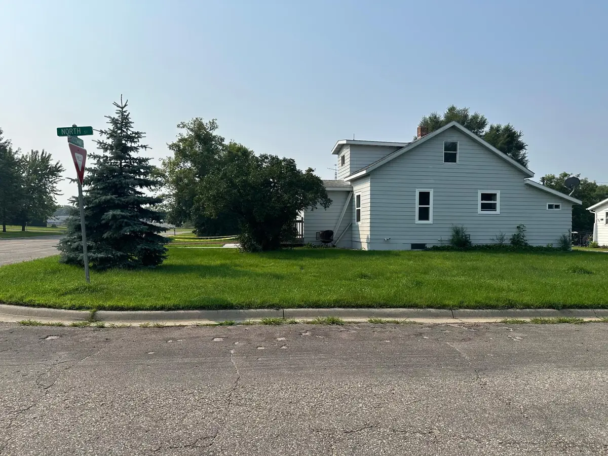 204 Rossman Avenue, Detroit Lakes, MN 56501 - Image #1