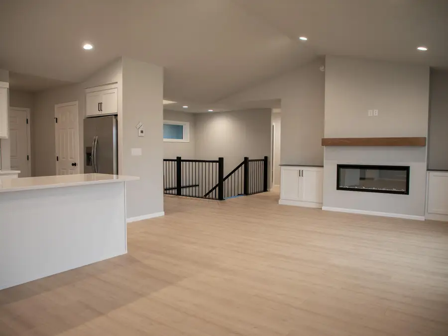 6722 14th Street S, Fargo, ND 58104 - Image #2