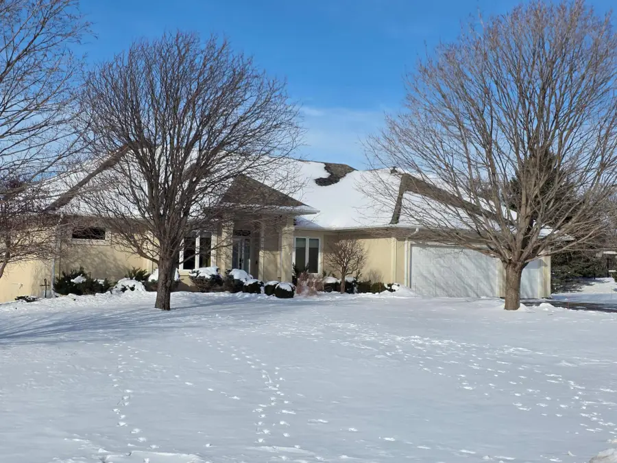 2631 Hawk Hill Lane Sw, Rochester, MN 55902 - Image #2