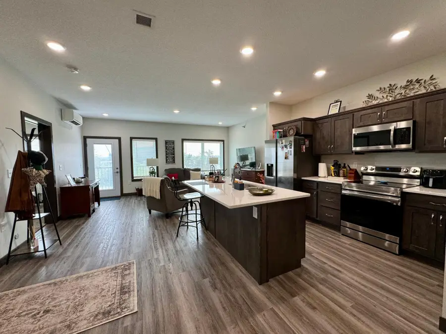 715 Lake Shore Drive Ne #209, Bemidji, MN 56601 - Image #3