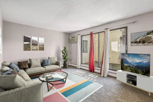 7216 72nd Lane N, Brooklyn Park, MN 55428