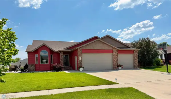 1809 Pentland Street, West Fargo, ND 58078