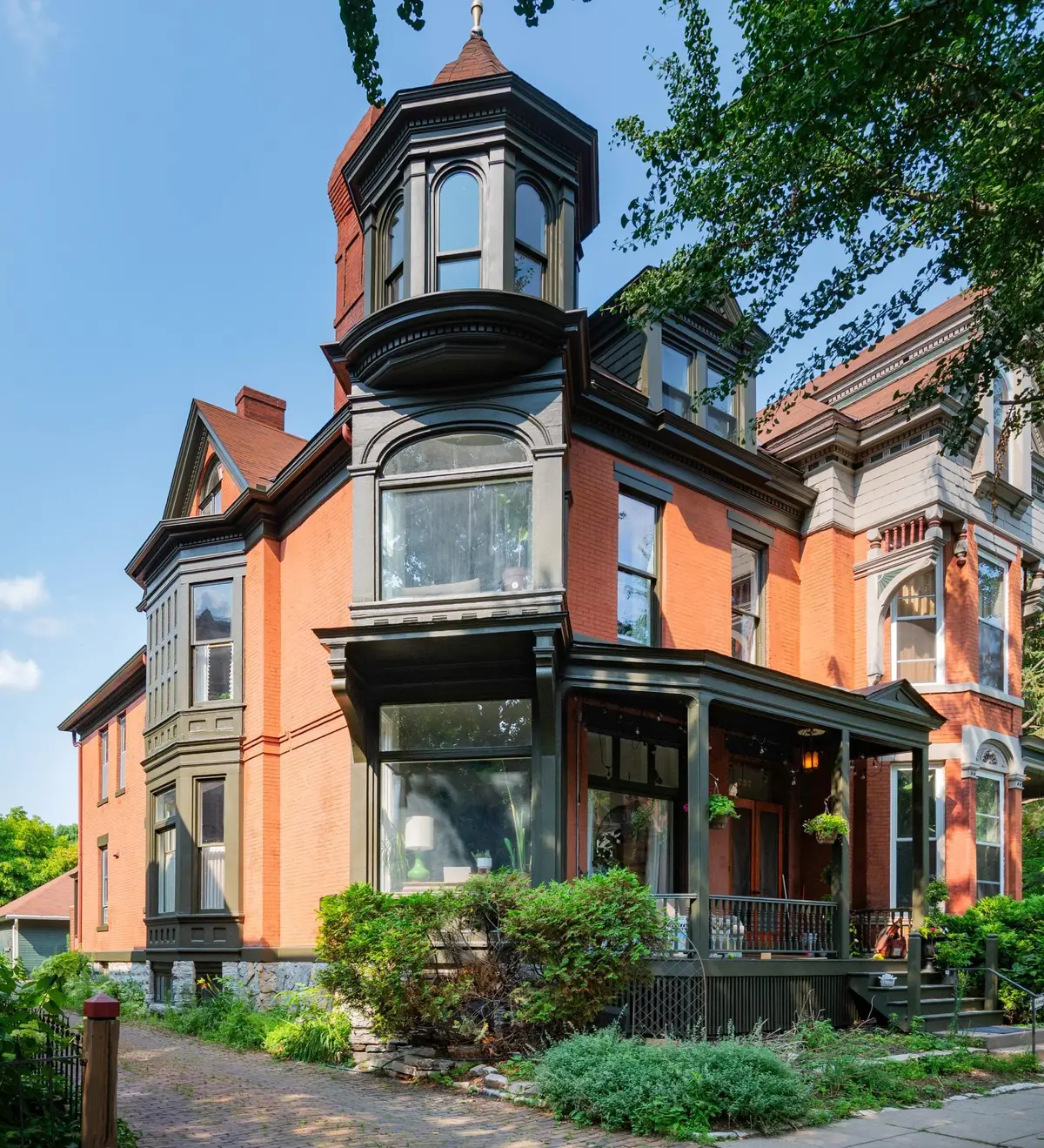 297 Laurel Avenue, Saint Paul, MN 55102 - Image #1