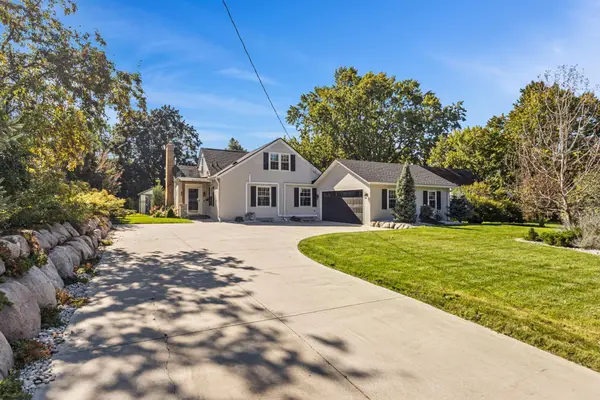 3212 29th Avenue Ne, Saint Anthony, MN 55418