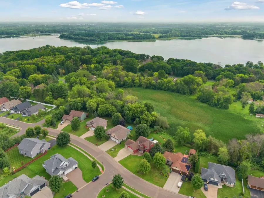 27575 Lacy Avenue, Chisago City, MN 55013 - Image #2