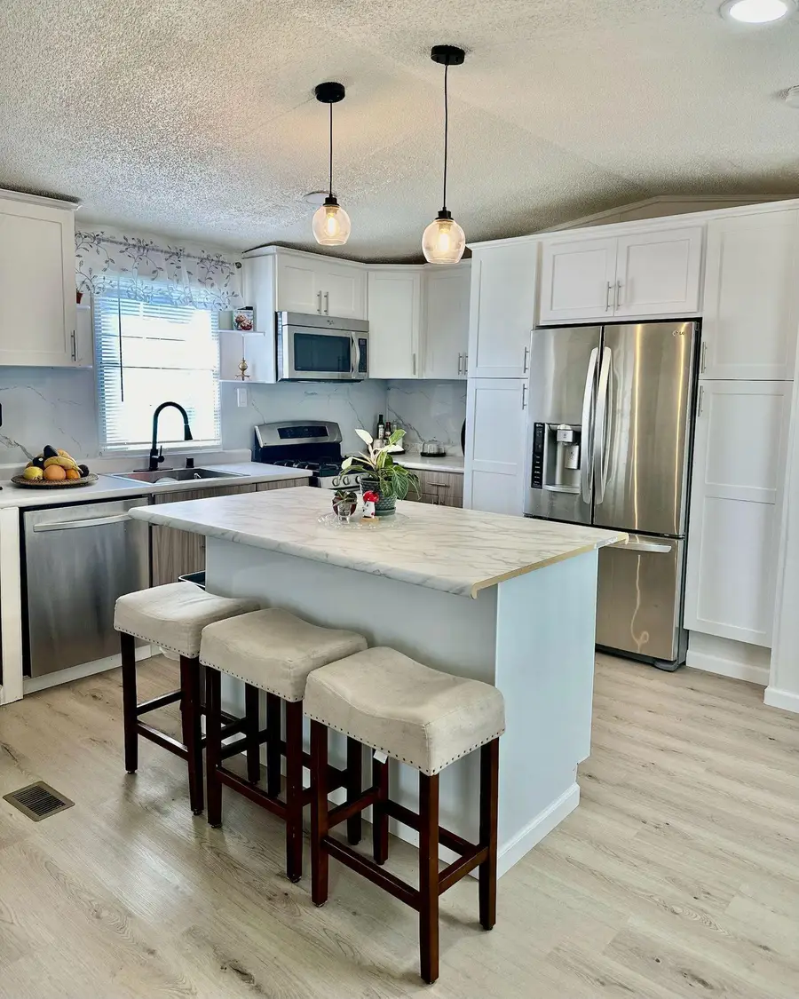 112 Kingsway Drive, North Mankato, MN 56003 - Image #3