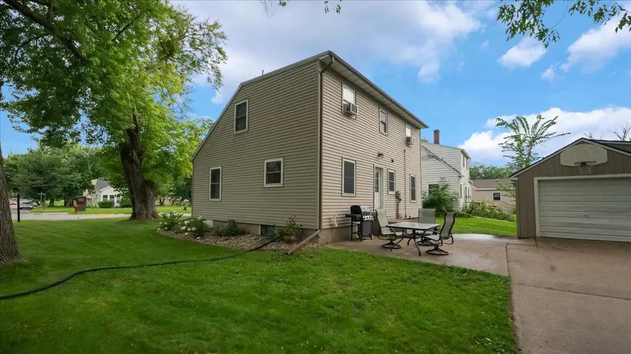 525 15th Street Sw, Willmar, MN 56201 - Image #2