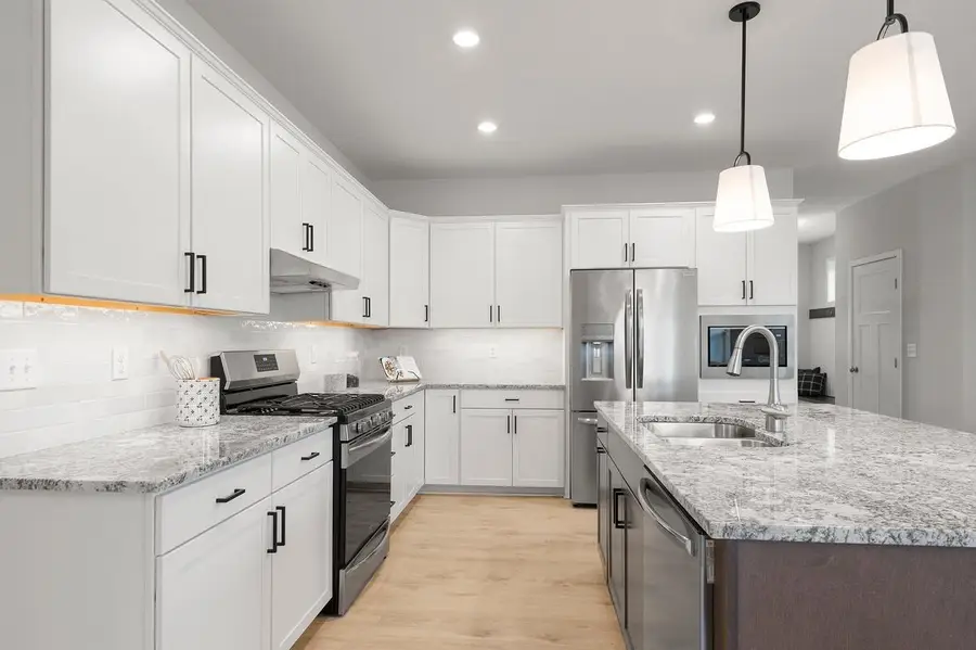 1103 Seurer Street, Elko New Market, MN 55054 - Image #3