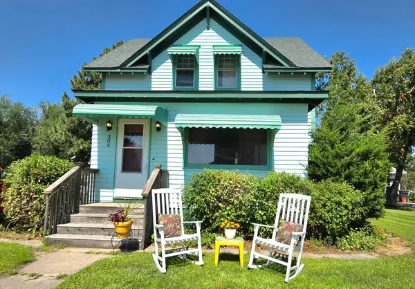304 Lincoln Avenue Nw, Twin Valley, MN 56584