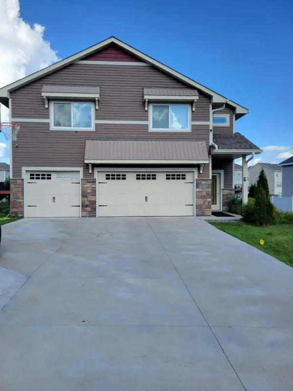 19013 Johnson Street Nw, Elk River, MN 55330