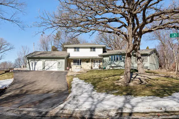 1200 Lacota Lane, Burnsville, MN 55337