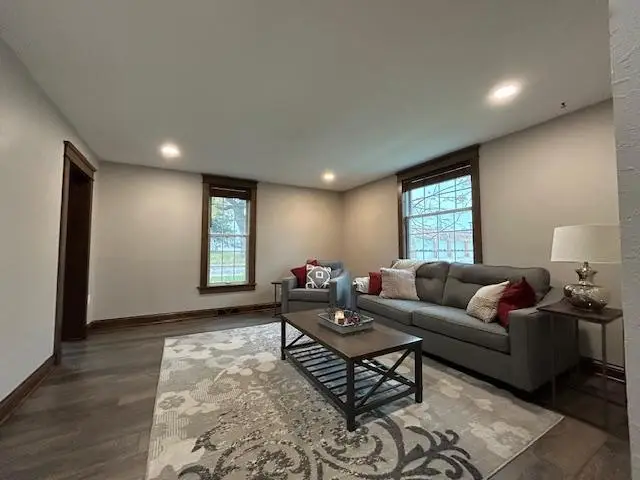 110 4th Street Sw, Plainview, MN 55964 - Image #2