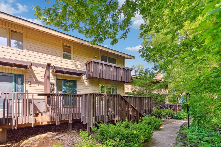 37 Birnamwood Drive, Burnsville, MN 55337 - Image #2