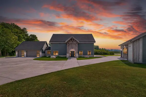 6235 N Shore Drive, Rockford, MN 55373