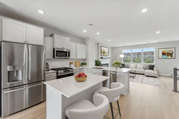 14590 Rhinestone Street Nw, Ramsey, MN 55303