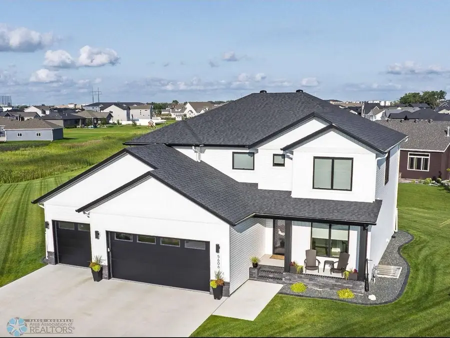 5606 43rd Street S, Fargo, ND 58104 - #2