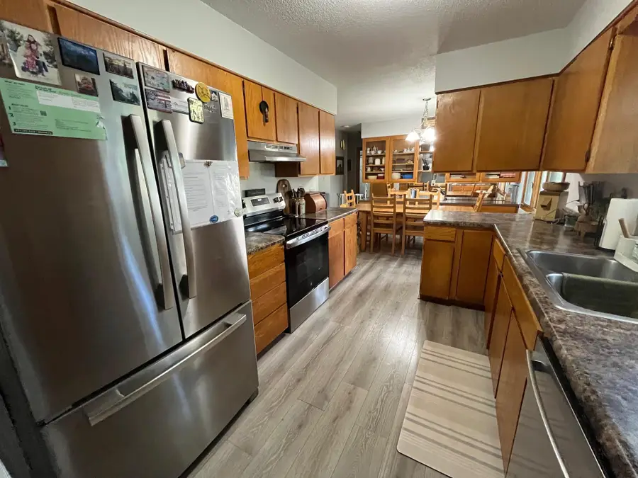 520 E 5th Street, Litchfield, MN 55355 - Image #3