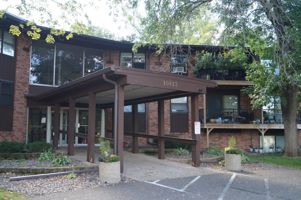 10113 W 34th Street #338, Hopkins, MN 55305 - Image #1