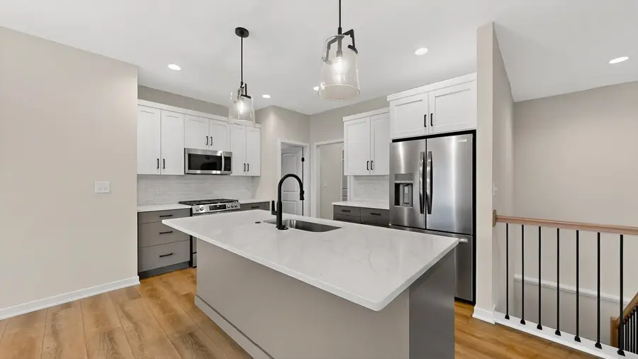 6112 Cody Lane Nw, Rochester, MN 55901 - Image #2