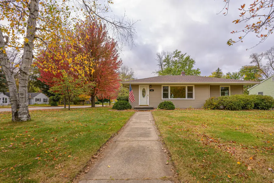 426 S Litchfield Avenue, Litchfield, MN 55355 - Image #2