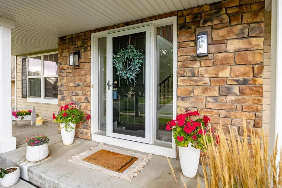 21023 Itami Trail, Lakeville, MN 55044 - Image #2