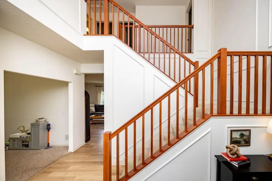 21023 Itami Trail, Lakeville, MN 55044 - Image #3