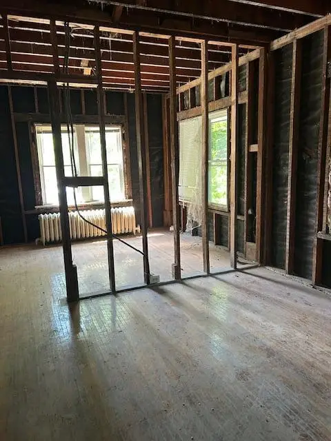 905 Queen Avenue N, Minneapolis, MN 55411 - Image #3