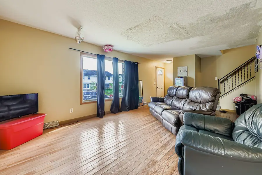 2169/2171 Glenridge Avenue, Saint Paul, MN 55119 - Image #2