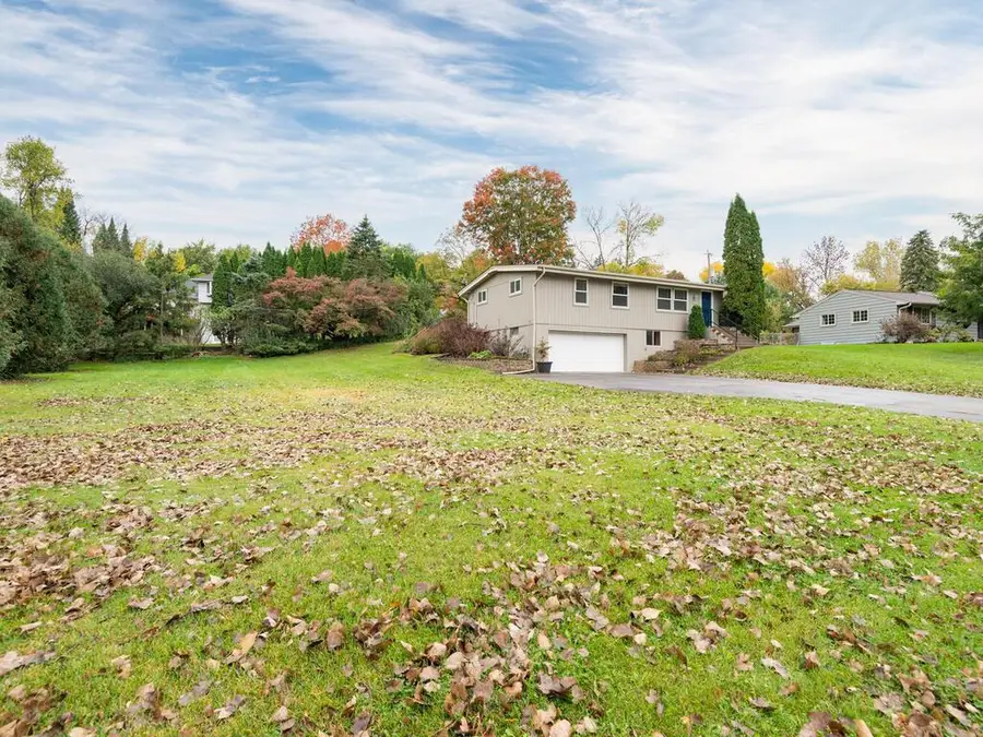 5826 Salisbury Avenue, Minnetonka, MN 55345 - Image #3