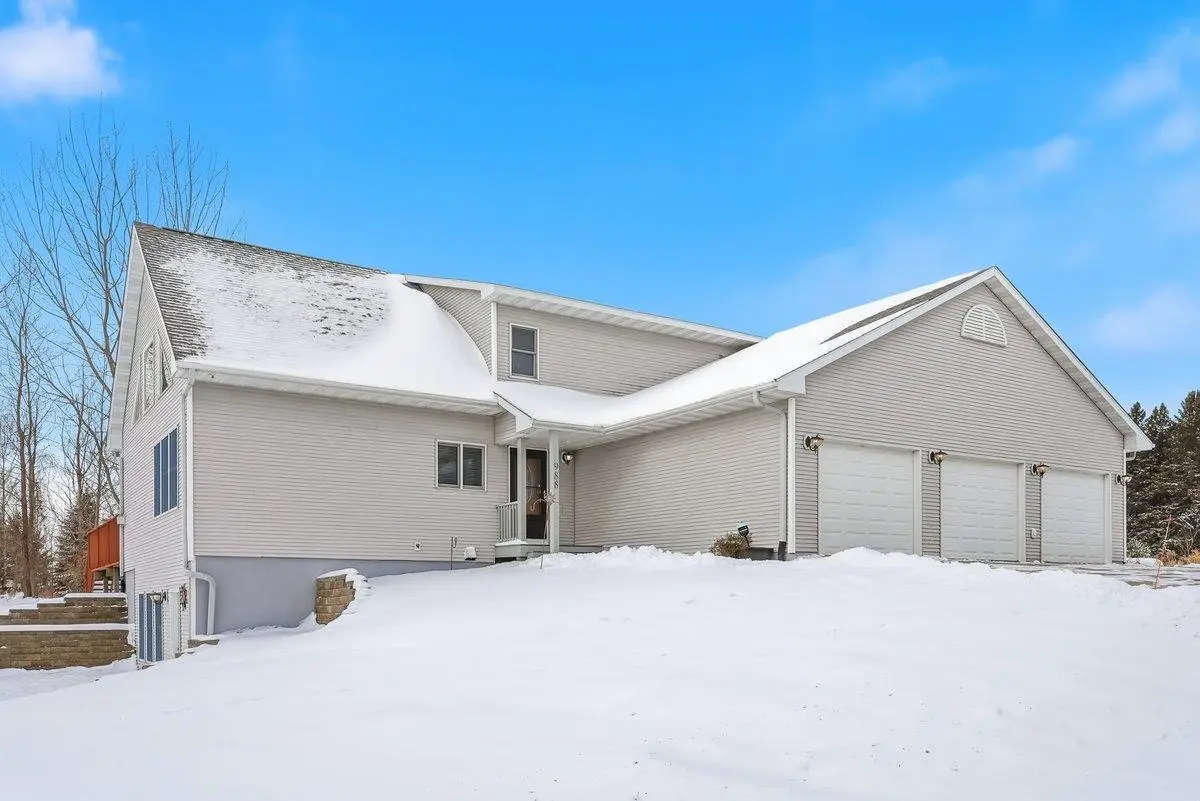 988 County Road T, Hammond, WI 54015 - Image #1