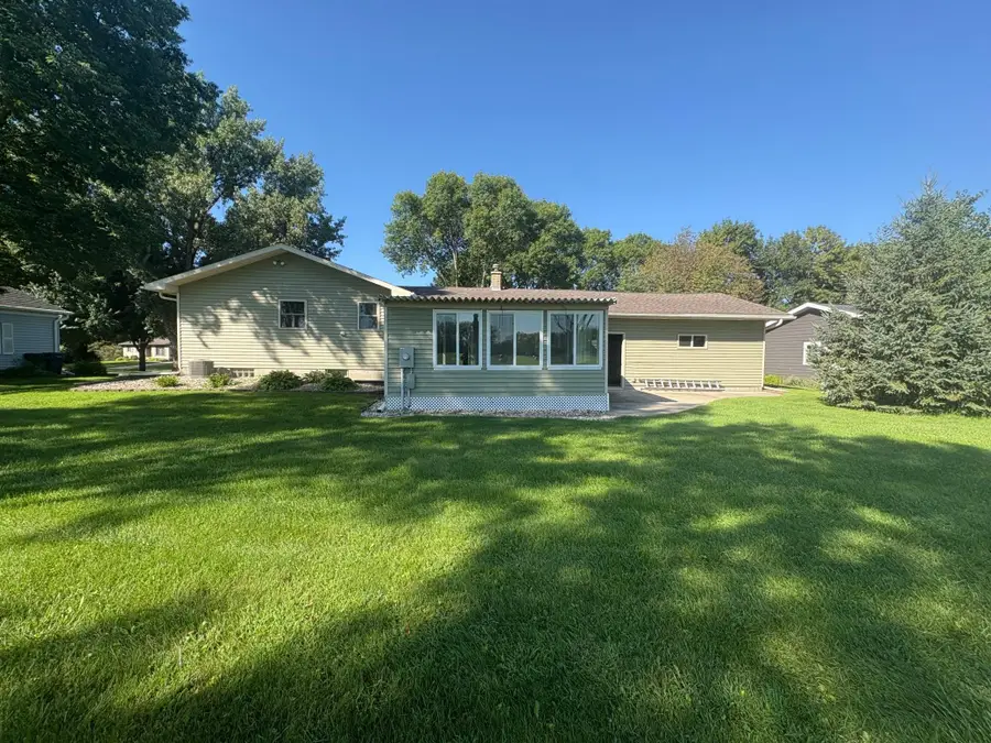 907 10th Street S, Benson, MN 56215 - Image #3
