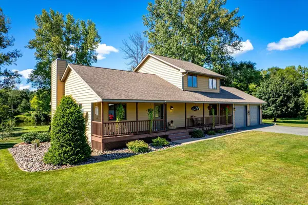 1152 County Road C, New Richmond, WI 54017