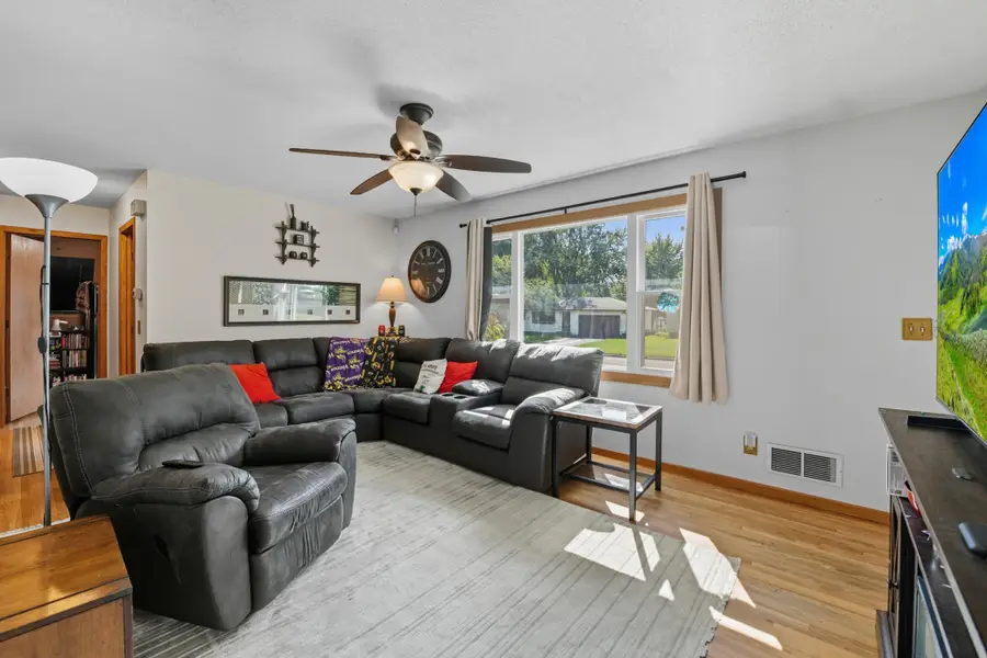 3907 Mica Trail, Eagan, MN 55122 - Image #2