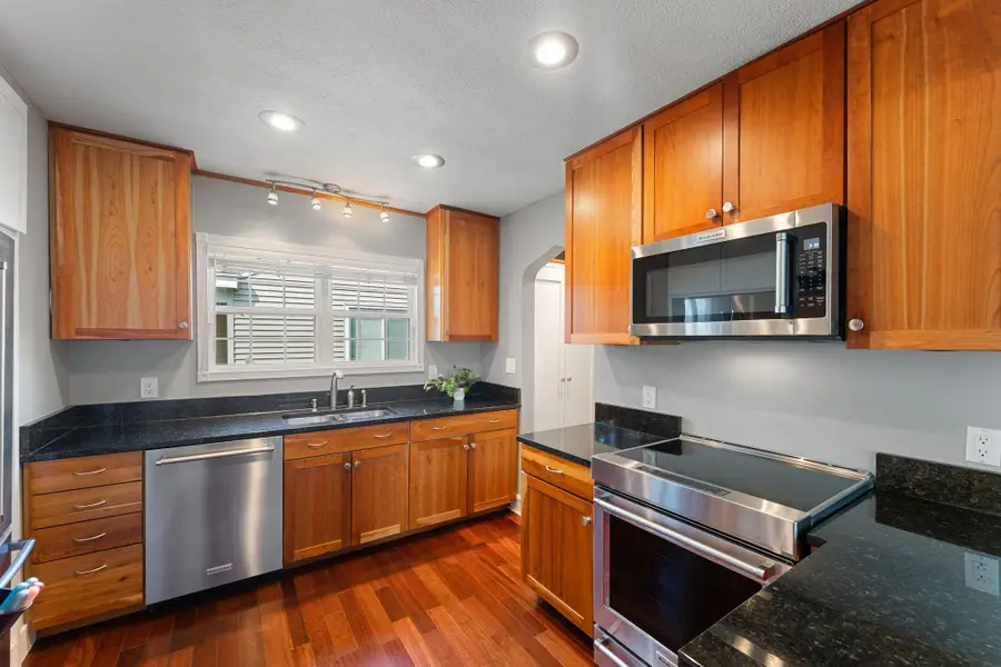 3633 Quebec Avenue S, Saint Louis Park, MN 55426 - Image #3