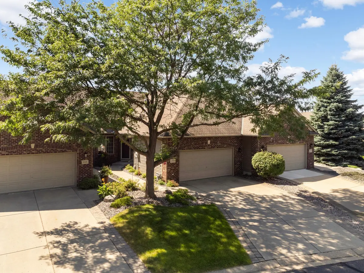 17031 Kings Court, Lakeville, MN 55044 - Image #1