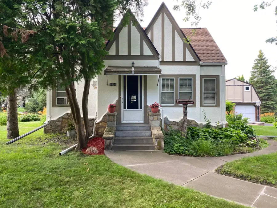 8616 Park Avenue, Saint Bonifacius, MN 55375 - Image #3